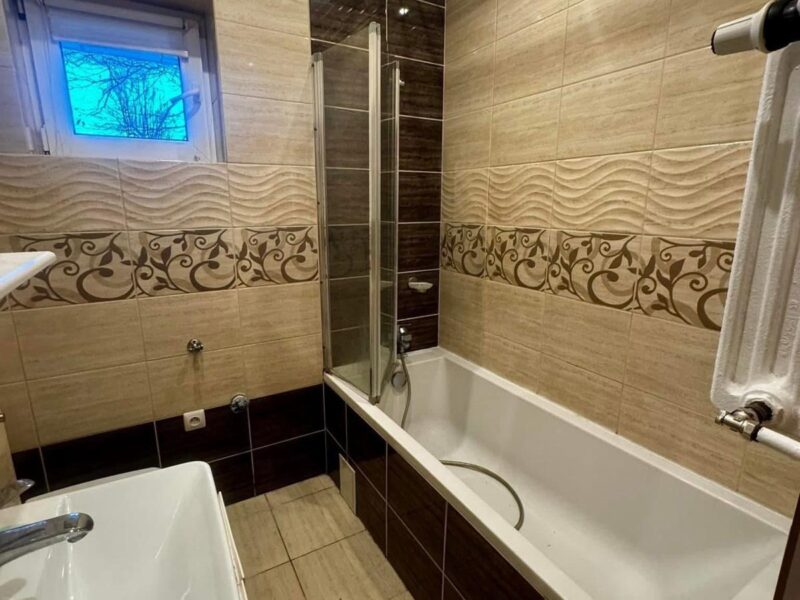 Do wynajęcia mieszkanie o powierzchni 33 m² w dzielnicy Raków, przy ul. Gaczkowskiego.